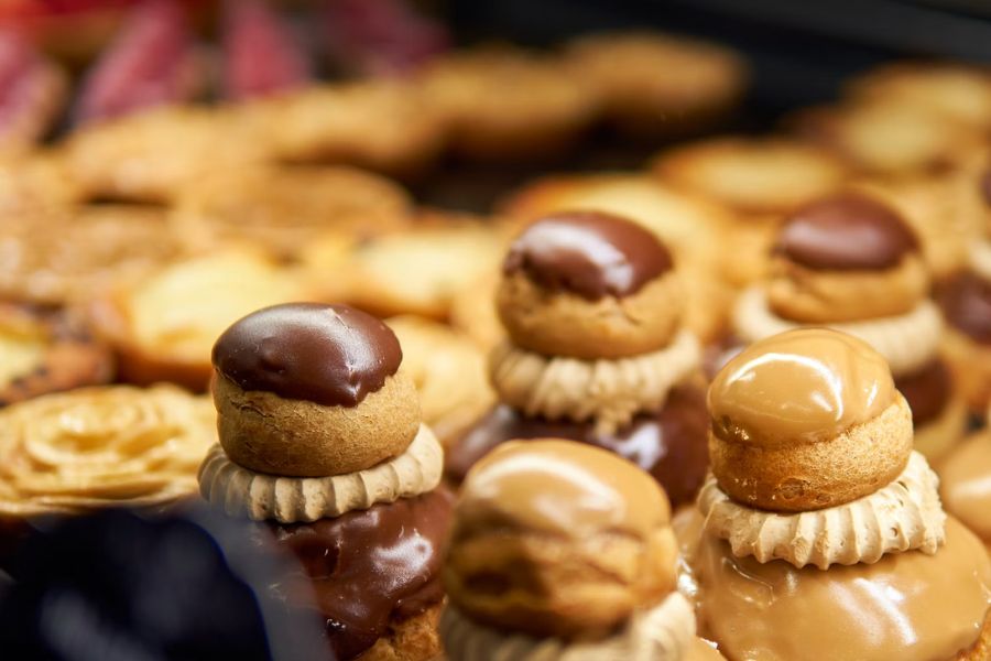 10 Amazing French Pastries to Try When Visiting Paris