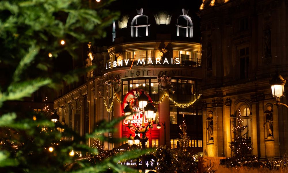 This is an image of a big department store in Paris that's been kitted out for winter / Christmas.