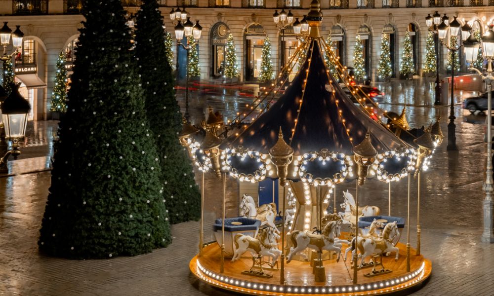 Where to See the Best Christmas Lights in Paris